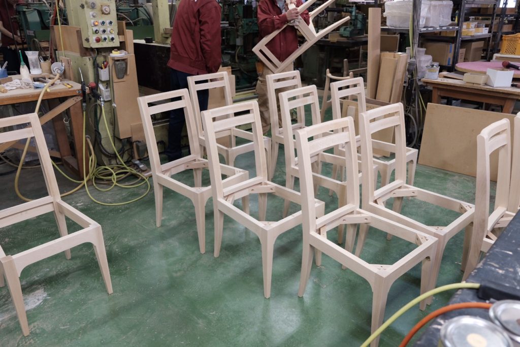旅♯6　職人の技光る。椅子専門の平田椅子製作所の工場を見学させてもらいました。【工場見学】