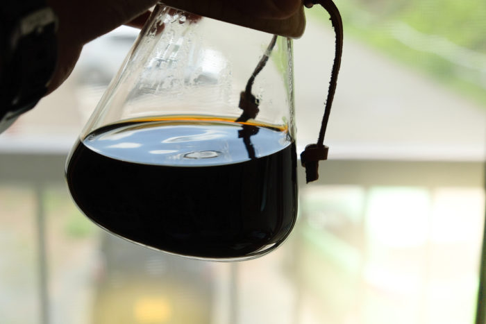 理科の実験のようにコーヒーを淹れる。ケメックスコーヒーメーカー