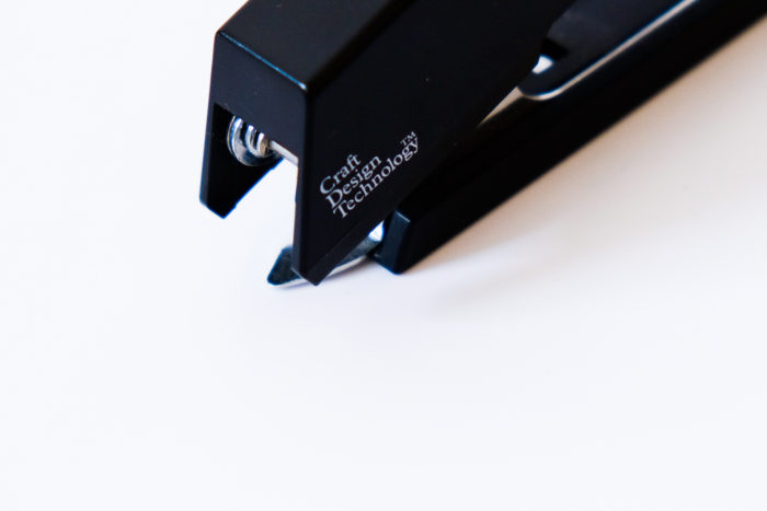 スタイリッシュなデザイン、ここに極まれり。クラフトデザインテクノロジーのステープラー。Craft Design Technology / stapler