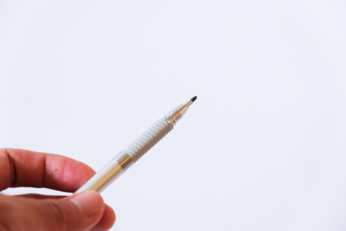 鉛筆のように使えるシャープペン。アルミボディの『STAEDTLER 925-25-20』