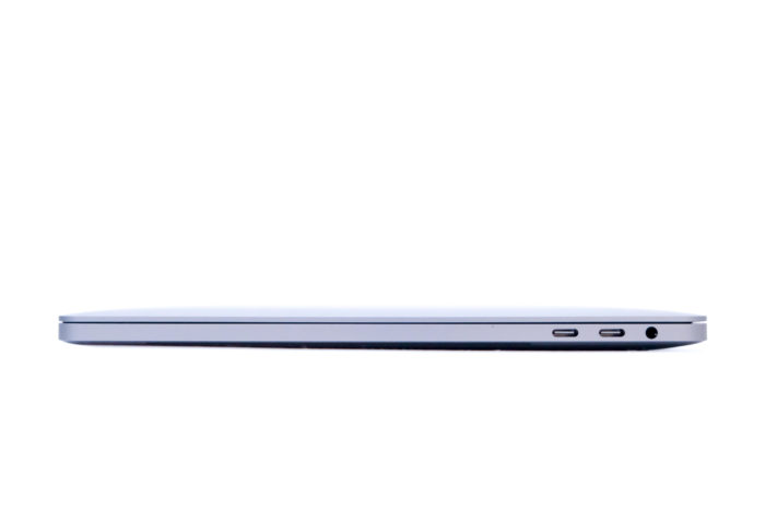 hello!! 2020 MacBook pro 13inch デスクトップとしても使える最高のマシン。【 Mac mini からの買い替え理由】