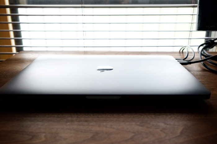 hello!! 2020 MacBook pro 13inch デスクトップとしても使える最高のマシン。【 Mac mini からの買い替え理由】