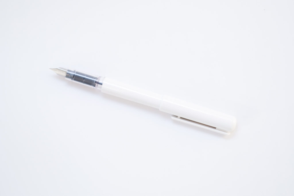 【490円】無印良品のポリカーボネイト万年筆。デザインも良いのに価格も手頃。