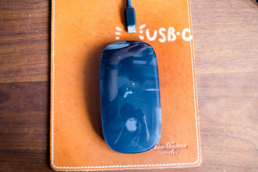 Magic MouseにUSB-C接続